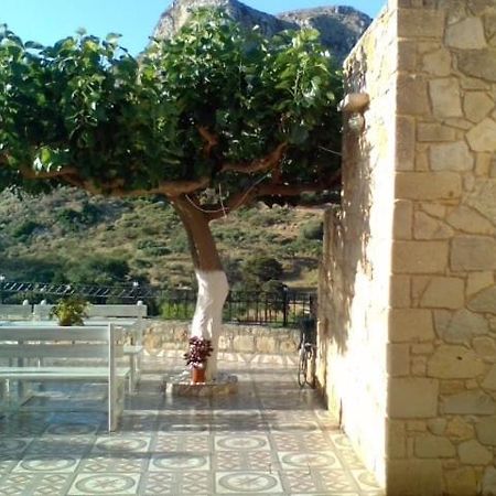 Luxurious Stone Apartment 2 Kerá المظهر الخارجي الصورة